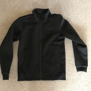 North Face Men’s jacket, black size small,